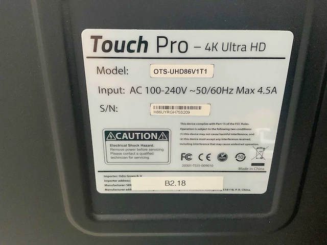 Touch pro - 86" (ots-uhd86v1t1) 4k uhd interactief touchscreen on rolling stand - afbeelding 5 van  5