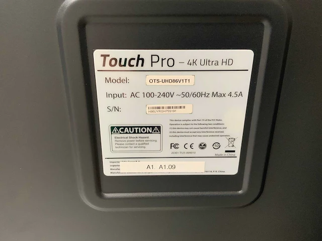 Touch pro - 86" (ots-uhd86v1t1) 4k uhd interactief touchscreen on rolling stand - afbeelding 5 van  5