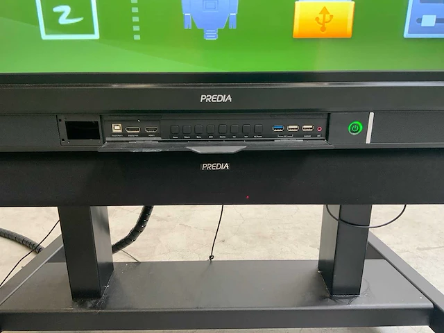 Touch pro - 86" (ots-uhd86v1t1) 4k uhd interactief touchscreen on rolling stand - afbeelding 2 van  5