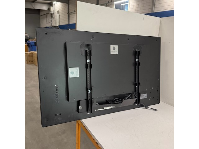 Touchscreen iiyama, prolite tf4338msc, in hoogte verstelbaar - afbeelding 3 van  5