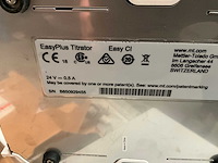 Touchscreen pc, titrator, lamp en kast - afbeelding 2 van  15