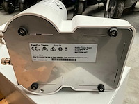 Touchscreen pc, titrator, lamp en kast - afbeelding 15 van  15