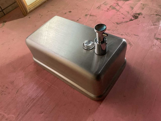 Tough guy vertical soap dispenser (4x) - afbeelding 2 van  3