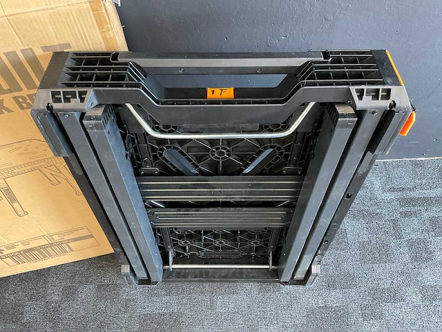 Toughbuilt quickset tb-wb700 werkbank - afbeelding 5 van  6