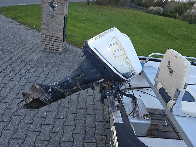 Tourboot - + honda 10 pk 4 takt - consoleboot en visboot - afbeelding 15 van  26
