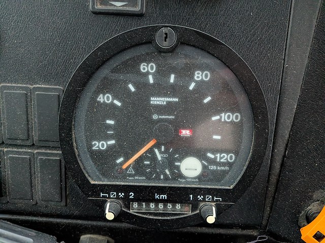 Touringcar van hool, bouwjaar 2001 - afbeelding 10 van  51