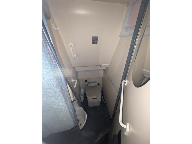 Touringcar van hool, bouwjaar 2001 - afbeelding 38 van  51