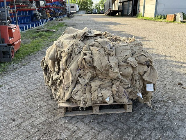 Touton - partij jute zakken - afbeelding 2 van  5