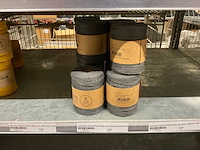 Touw, draad, pushpins, vilt - afbeelding 25 van  48