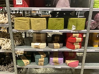 Touw, draad, pushpins, vilt - afbeelding 32 van  48