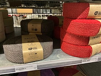 Touw, draad, pushpins, vilt - afbeelding 38 van  48