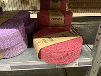 Touw, draad, pushpins, vilt - afbeelding 40 van  48