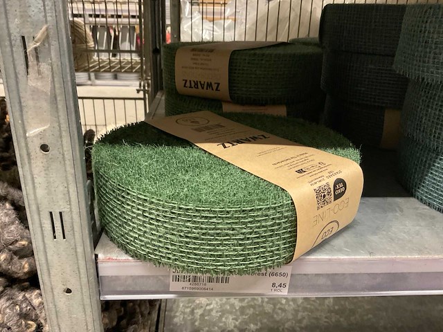 Touw, draad, pushpins, vilt - afbeelding 43 van  48