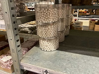 Touw, draad, pushpins, vilt - afbeelding 45 van  48