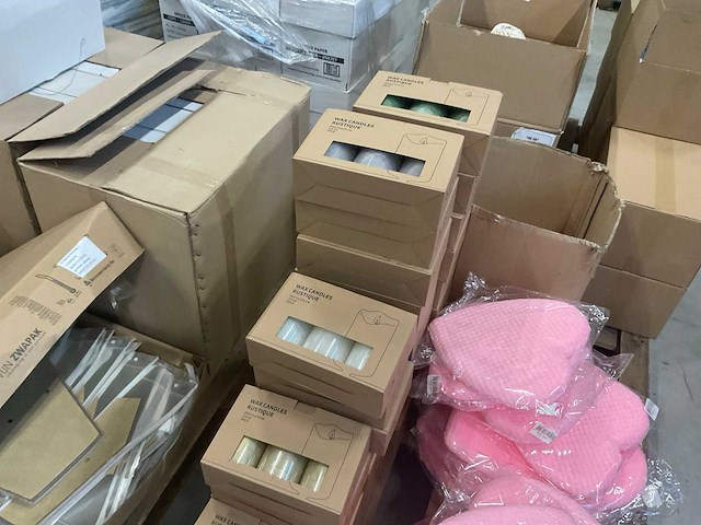 Touw, kaarsen, babydecoratie - afbeelding 2 van  16