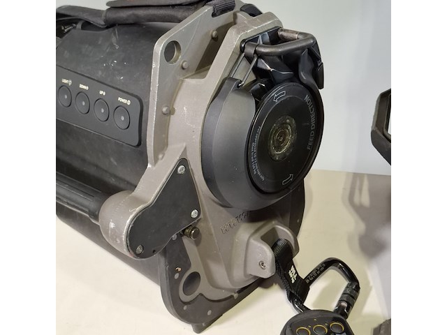 Touwbrommer, o.a actsafe - afbeelding 12 van  17