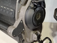 Touwbrommer, o.a actsafe - afbeelding 12 van  17