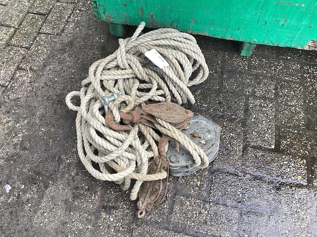 Touwen met diverse controllen - afbeelding 3 van  3