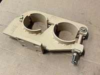 Tow bar clamp assembly - afbeelding 1 van  3