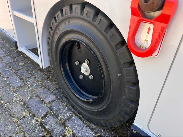 Tow tractor / warehouse tugger met hefplateau - afbeelding 7 van  73