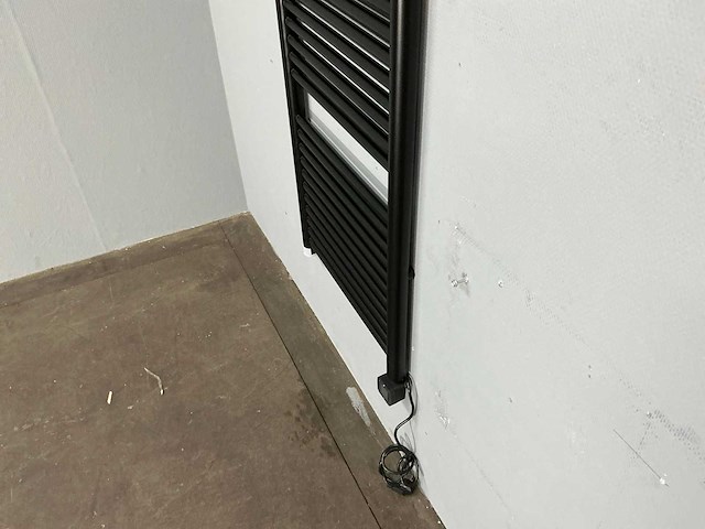Towel heater - designradiator 55 x 180 cm - afbeelding 5 van  14