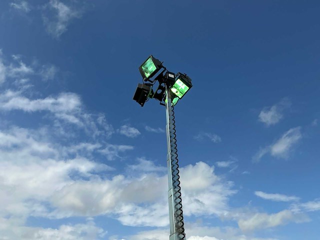Tower light hydro power box stationaire lichtmast - afbeelding 10 van  17