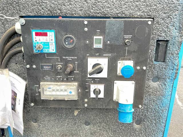 Tower light hydro power box stationaire lichtmast - afbeelding 3 van  14