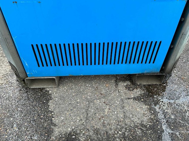 Tower light hydro power box stationaire lichtmast - afbeelding 15 van  17