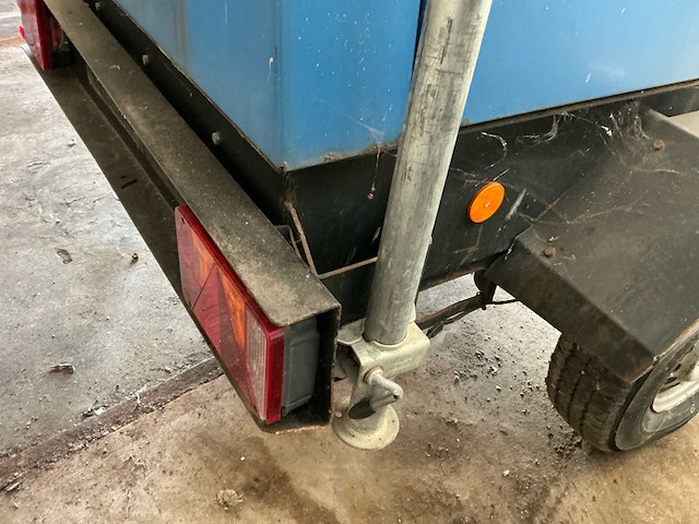 Tower light noodstroomaggregaat - afbeelding 15 van  17