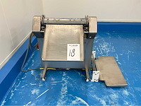 Townsend 7600 series rvs visfilet-ontvliesmachine