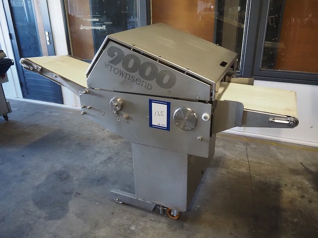 Townsend - afbeelding 1 van  15