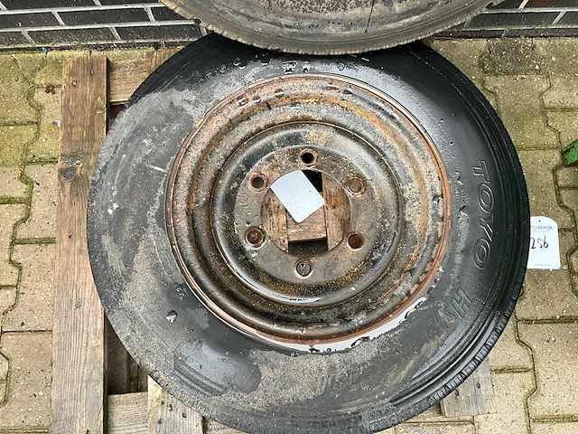 Toyo hyparadial autoband (2x) - afbeelding 5 van  5