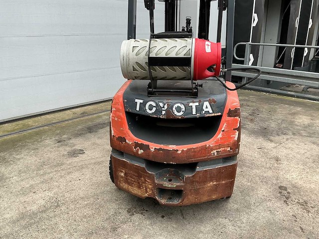 Toyota - 02-8-fgjf-35 - forklift trucks - 2016 - afbeelding 6 van  10