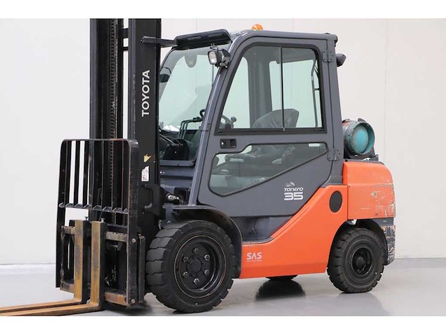 Toyota - 02-8fgjf35 - vorkheftruck, sideshift, 2015, 5m - afbeelding 1 van  7