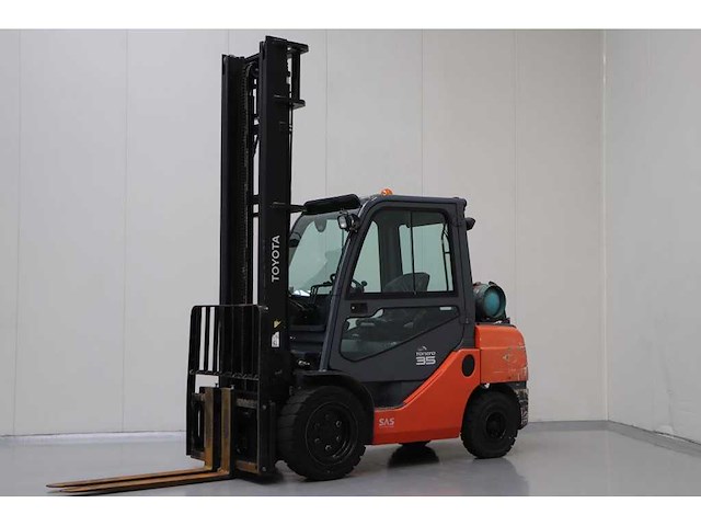 Toyota - 02-8fgjf35 - vorkheftruck, sideshift, 2015, 5m - afbeelding 2 van  7