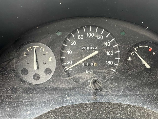 Toyota - 1994 - starlet - 1.3i - jj-hd-59 - afbeelding 2 van  12