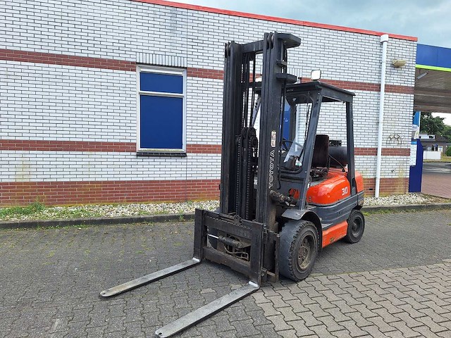 Toyota - 1995 - 02 6fgf30 - vorkheftruck triplex -free-lift - side-shift - afbeelding 4 van  11