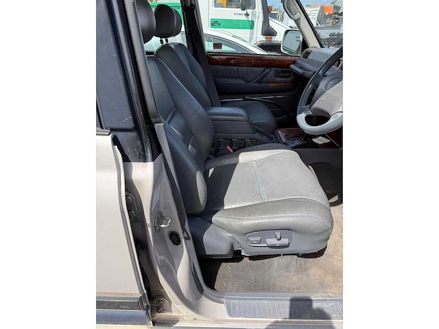 Toyota - 1995 - land cruiser - 4.5i-24v vx - personenauto - afbeelding 2 van  25
