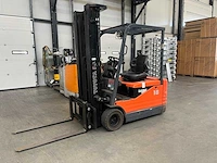 Toyota - 2000 - 5fbe18 - vorkheftruck