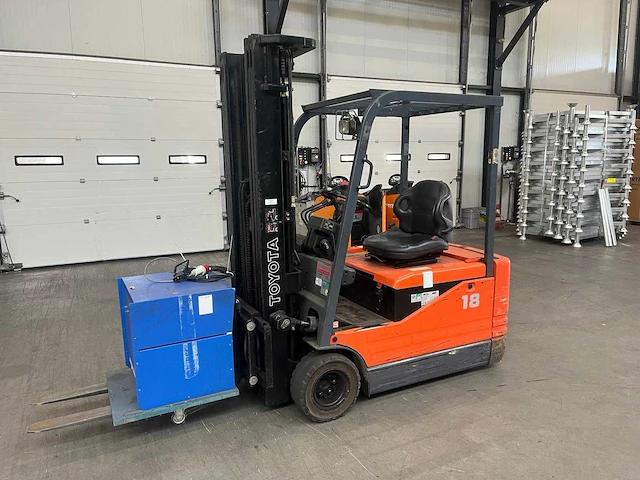 Toyota - 2000 - 5fbe18 - vorkheftruck - afbeelding 12 van  25