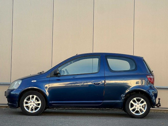 Toyota - 2000 - yaris - 1.3-16v vvt-i sol - 17-fr-vh - afbeelding 9 van  12