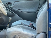 Toyota - 2000 - yaris - 1.3-16v vvt-i sol - 17-fr-vh - afbeelding 12 van  12