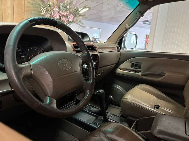 Toyota - 2001 - landcruiser 90 - 3.0 d4-d hr blind v. - personenauto - afbeelding 4 van  23