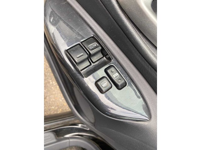 Toyota - 2001 - yaris - 1.5-16v vvt-i tsport - 08-hl-lb - afbeelding 5 van  17