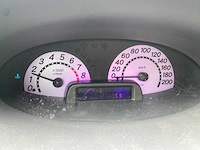 Toyota - 2001 - yaris - 1.5-16v vvt-i tsport - 08-hl-lb - afbeelding 9 van  17