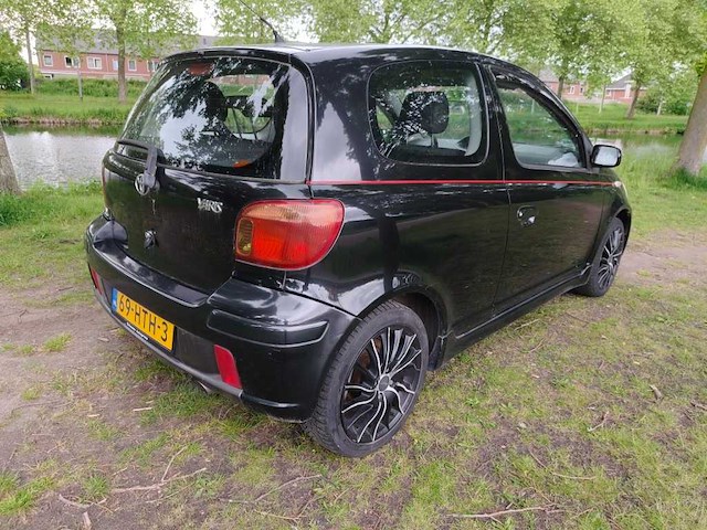 Toyota - 2003 - yaris - 1.5 vvt-i t-sport -69-hth-3 - afbeelding 6 van  6
