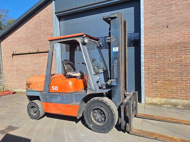 Toyota - 2004 - 02-6fd 45 - vorkheftruck - afbeelding 1 van  10