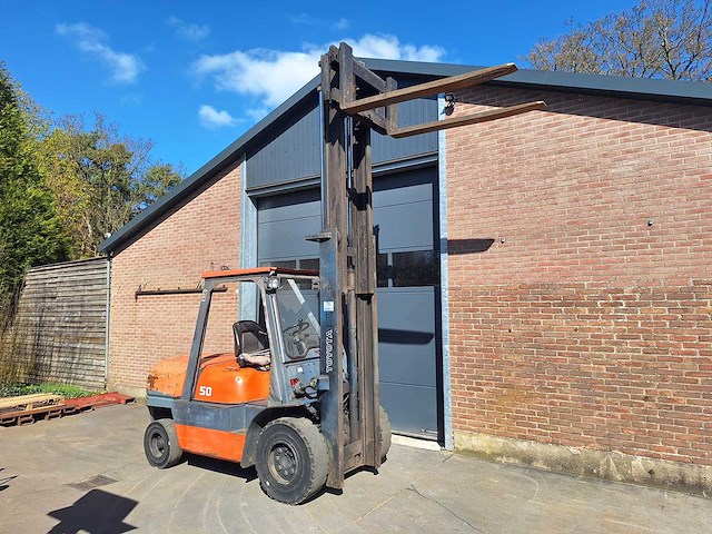 Toyota - 2004 - 02-6fd 45 - vorkheftruck - afbeelding 2 van  10