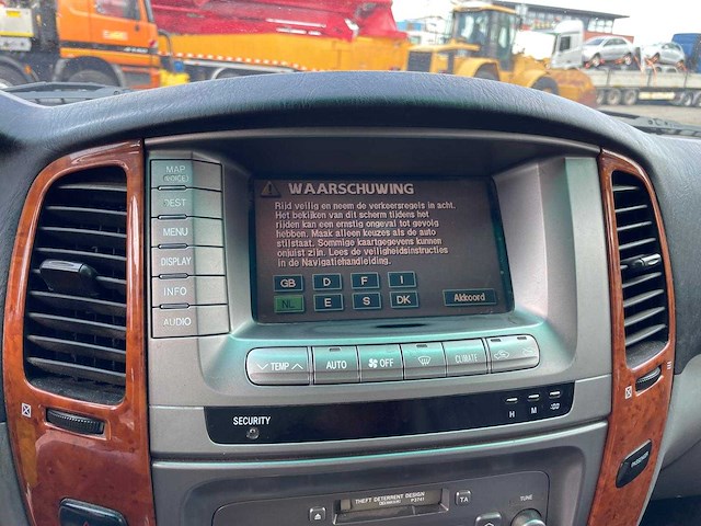 Toyota - 2004 - landcruiser 100 - 4.2 tdi executive - personenauto - afbeelding 5 van  14