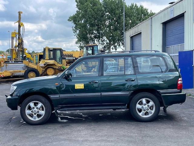 Toyota - 2004 - landcruiser 100 - 4.2 tdi executive - personenauto - afbeelding 9 van  14